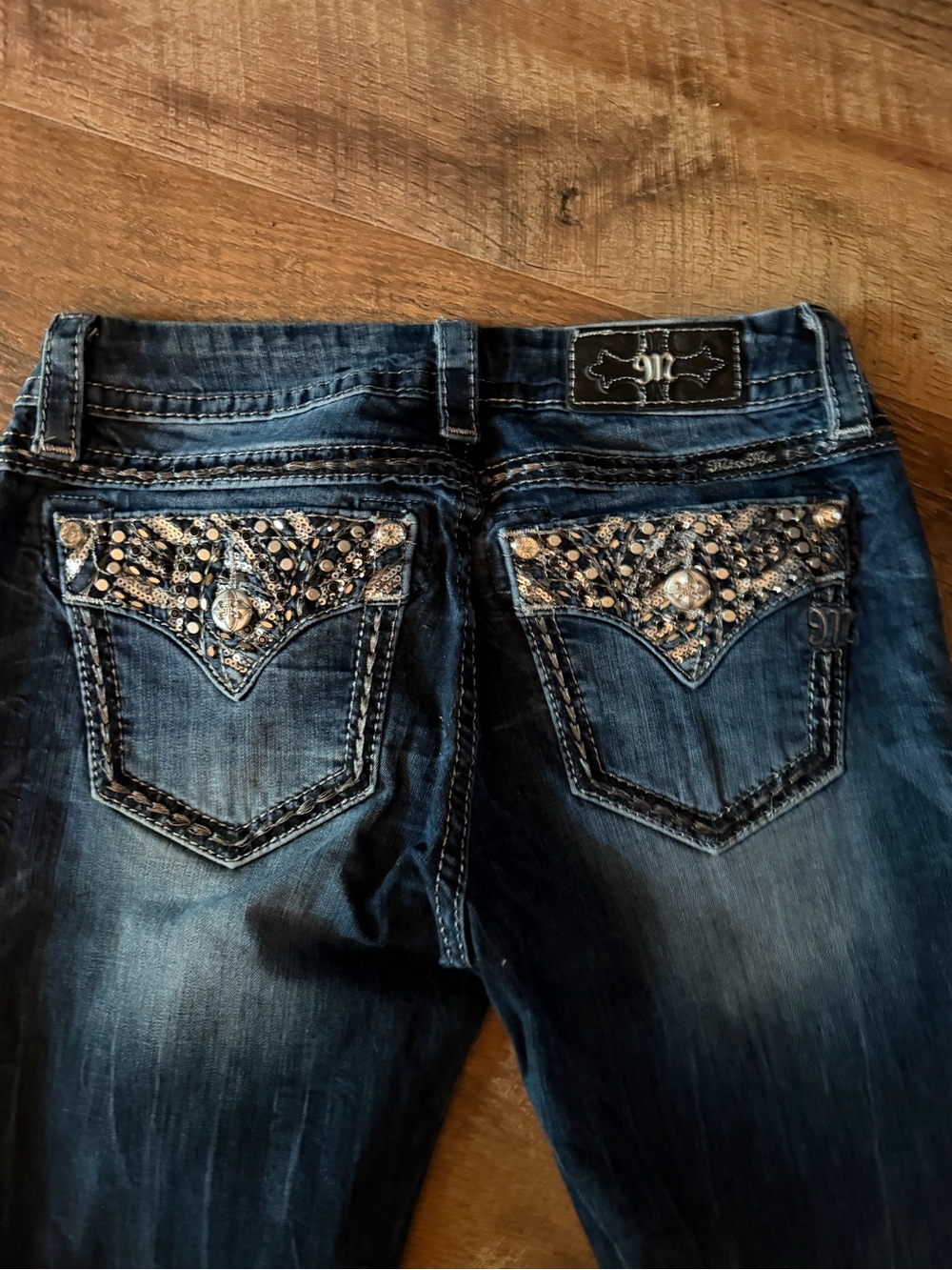 Miss Me Women's Dark Blue Skinny Jeans with Distressed Fade 29 Rhinestones